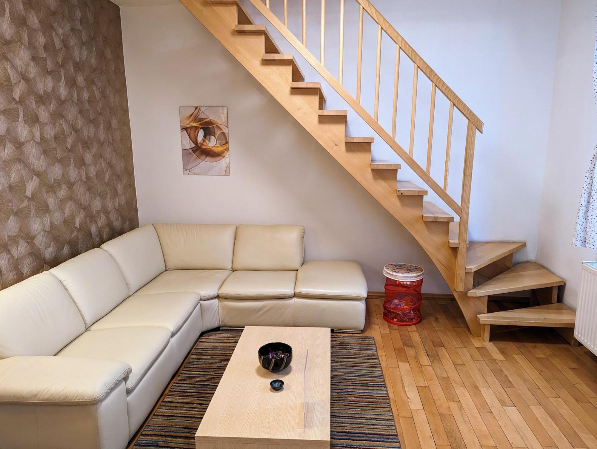 Apartments Tynska 7 Прага Екстер'єр фото