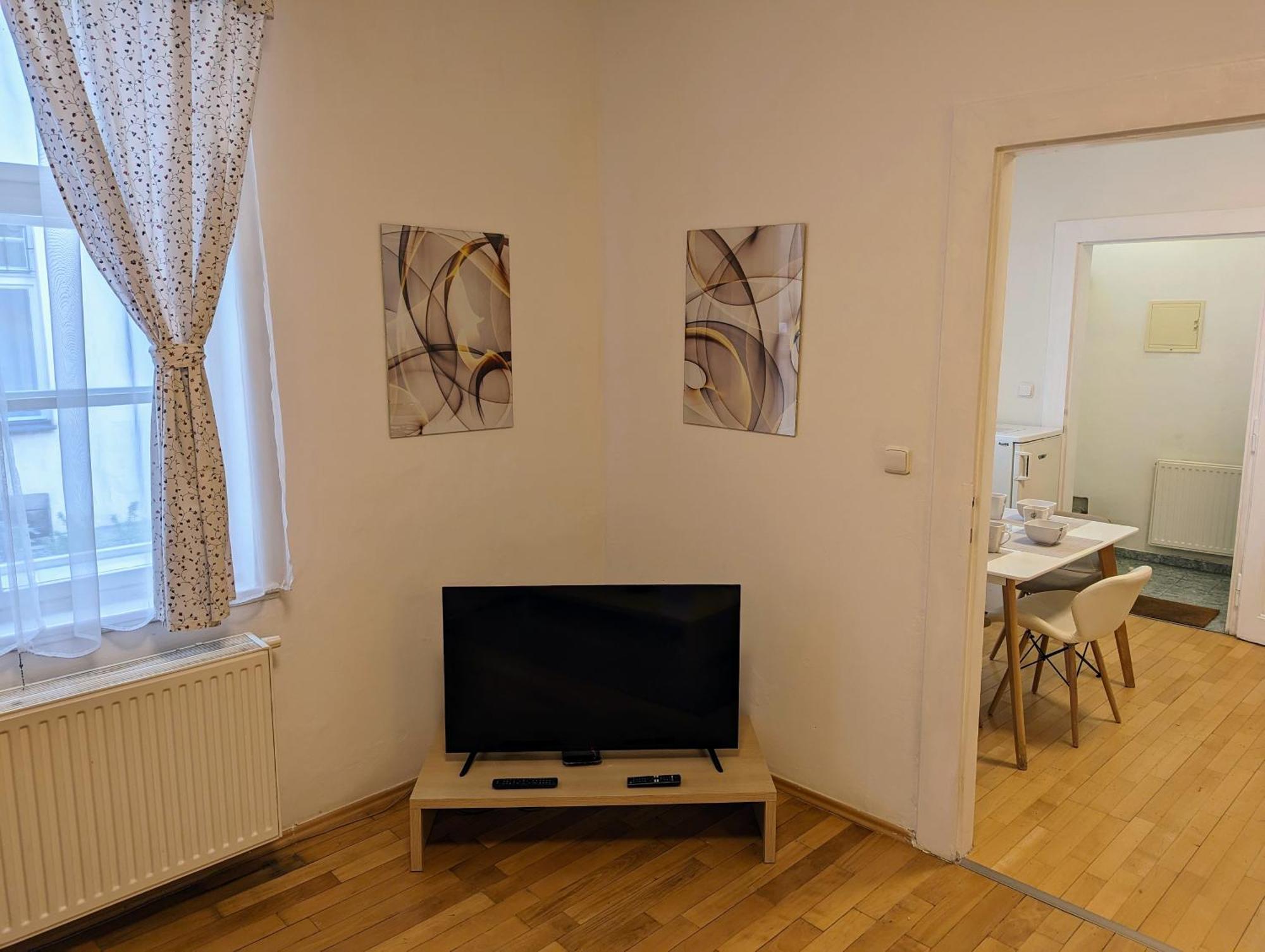 Apartments Tynska 7 Прага Екстер'єр фото