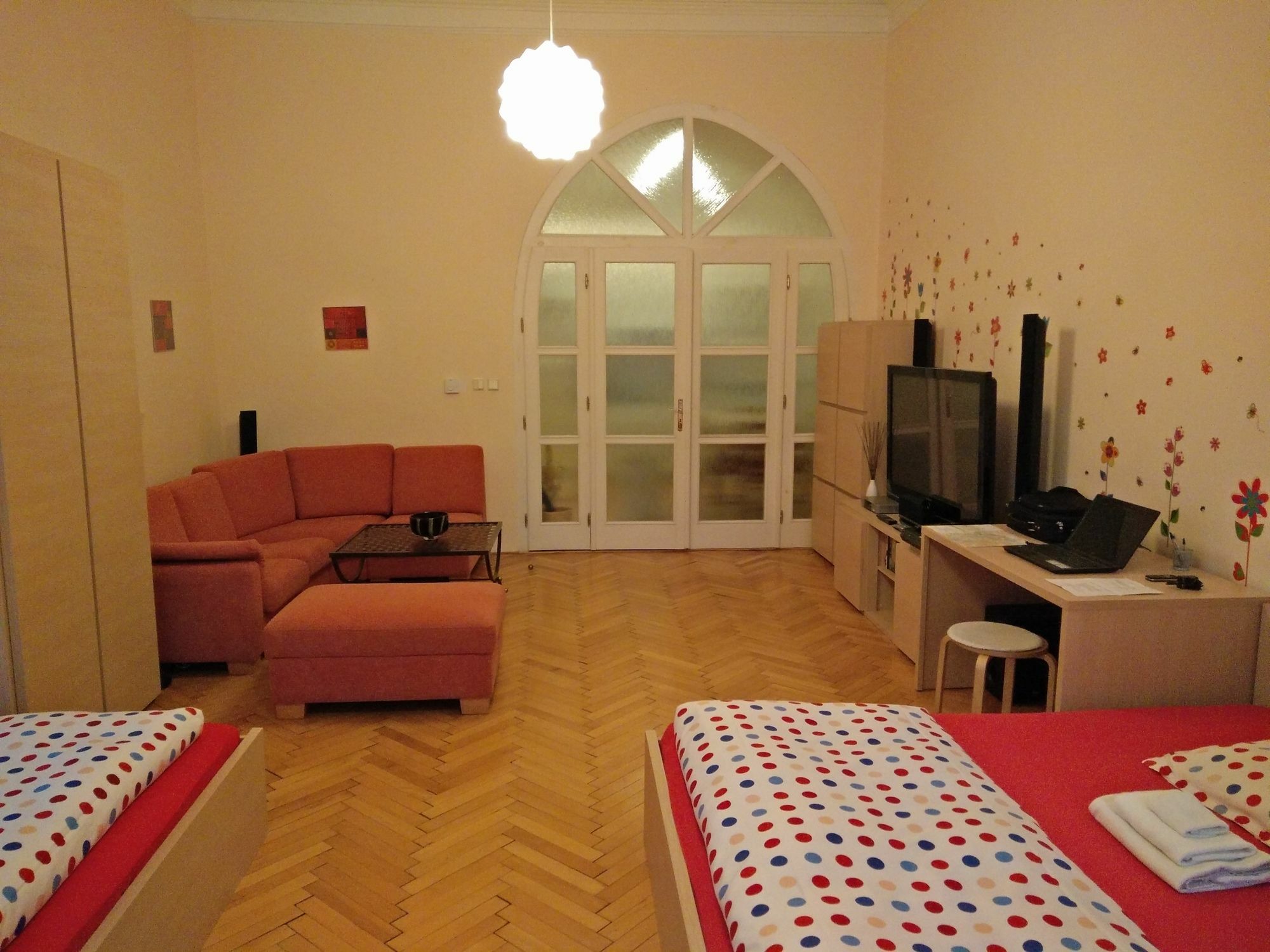 Apartments Tynska 7 Прага Екстер'єр фото