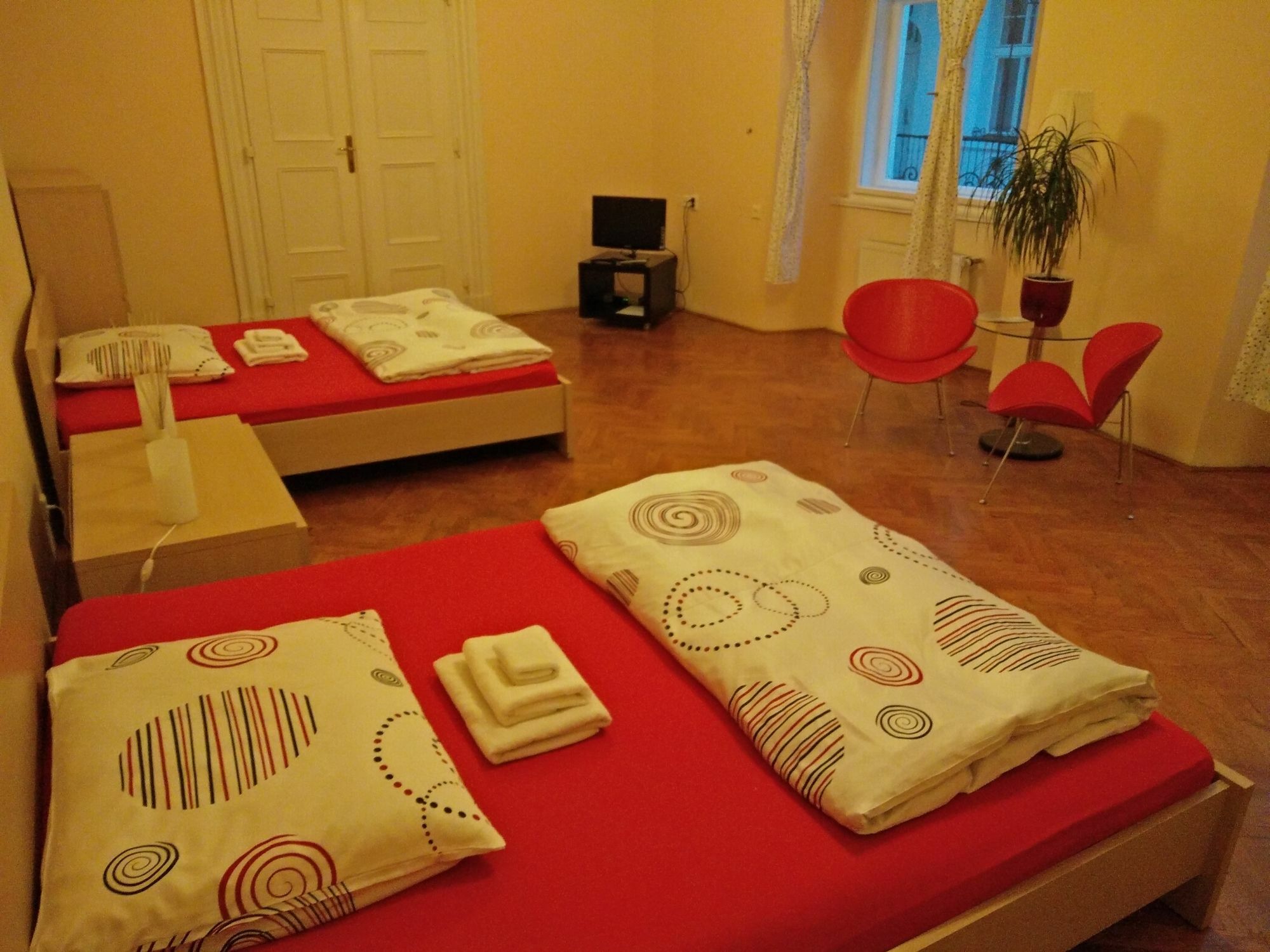 Apartments Tynska 7 Прага Екстер'єр фото